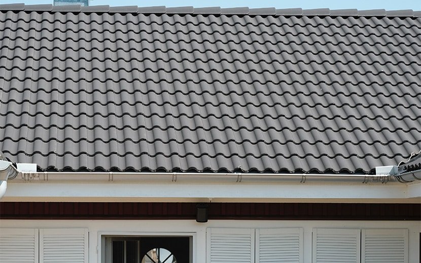 The Ultimate Guide to Choosing the Right Roofing Material for Your Home